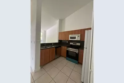 2755 SE 16th Ave #200, Homestead, FL 33035 - Photo 2