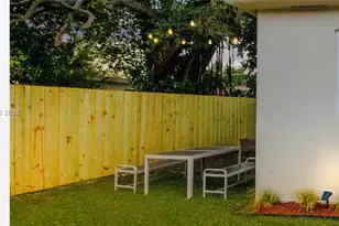 5530 NW 5th Ave, Miami, FL 33127 - Photo 8