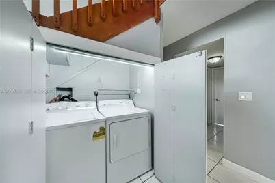 6929 SW 110th Ave, Miami, FL 33173 - Photo 14