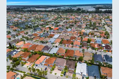 12931 NW 7th Ln, Miami, FL 33182 - Photo 44