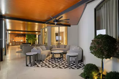 541 E Enclave Cir E, Pembroke Pines, FL 33027 - Photo 10
