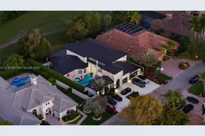 541 E Enclave Cir E, Pembroke Pines, FL 33027 - Photo 64