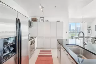 1900 N Bayshore Dr, Miami, FL 33132 - Photo 6
