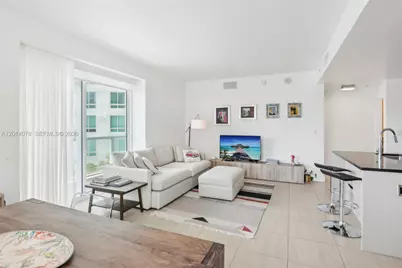 1900 N Bayshore Dr #1511, Miami, FL 33132 - Photo 2