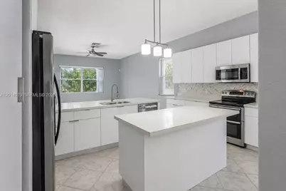 1101 NW 180th Ave, Pembroke Pines, FL 33029 - Photo 1