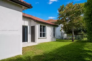 1101 NW 180th Ave, Pembroke Pines, FL 33029 - Photo 38