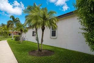 1101 NW 180th Ave, Pembroke Pines, FL 33029 - Photo 42