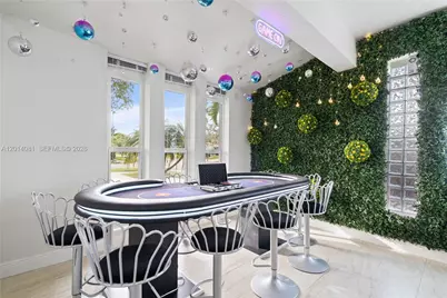 2125 N 14th Ct, Hollywood, FL 33020 - Photo 14