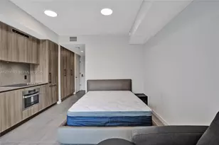 121 NE 5th St, Miami, FL 33132 - Photo 26