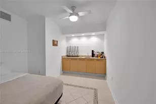 1830 S Ocean Dr, Hallandale Beach, FL 33009 - Photo 24