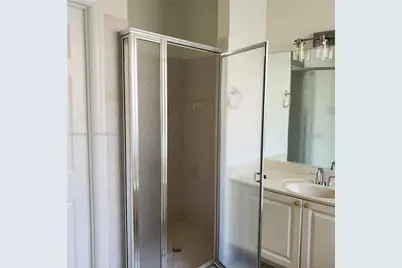 2051 NW 125th Ter, Pembroke Pines, FL 33028 - Photo 14