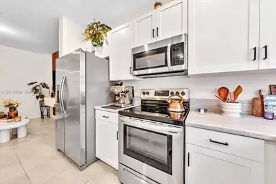 21059 NE 8th Ave #0, Miami, FL 33179 - Photo 6