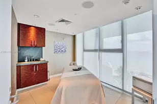 17001 Collins Ave, Sunny Isles Beach, FL 33160 - Photo 42
