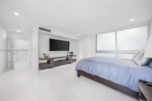 2950 NE 188th St, Aventura, FL 33180 - Photo 18