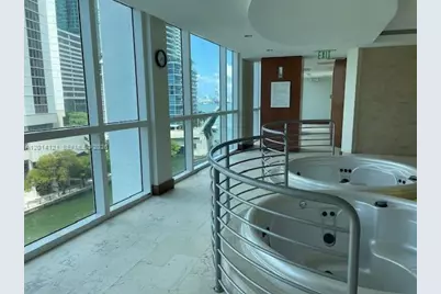 31 SE 5th St #303, Miami, FL 33131 - Photo 28