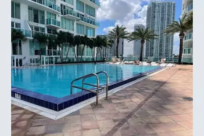 31 SE 5th St #303, Miami, FL 33131 - Photo 10
