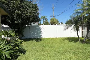 941 NW 7th St, Boca Raton, FL 33486 - Photo 24
