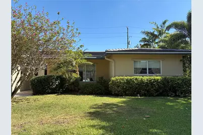 941 NW 7th St, Boca Raton, FL 33486 - Photo 1