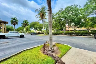 3670 NW 91st Ln, Sunrise, FL 33351 - Photo 12