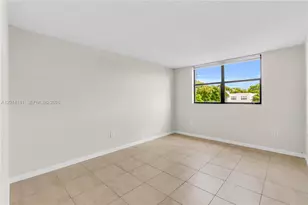8002 SW 149th Ave, Miami, FL 33193 - Photo 24