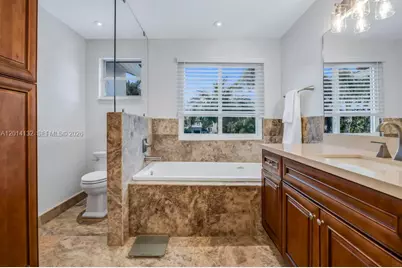 1080 NW 192nd Ave, Pembroke Pines, FL 33029 - Photo 22