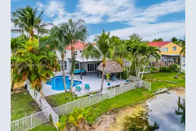 1080 NW 192nd Ave, Pembroke Pines, FL 33029 - Photo 48