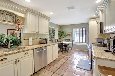 5320 SW 21st Ct, Plantation, FL 33317 - Photo 12