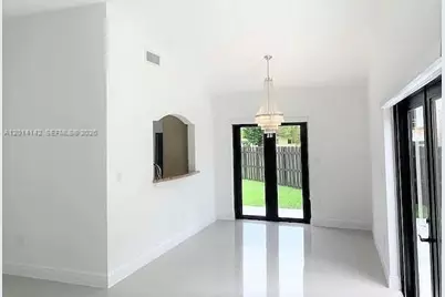 7168 SW 103 Ct. Cir., Unincorporated Dade County, FL 33173 - Photo 8