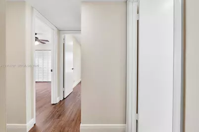 7744 W Courtyard Run W, Boca Raton, FL 33433 - Photo 8