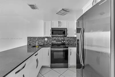5375 W 23rd Ct #14-10, Hialeah, FL 33016 - Photo 4