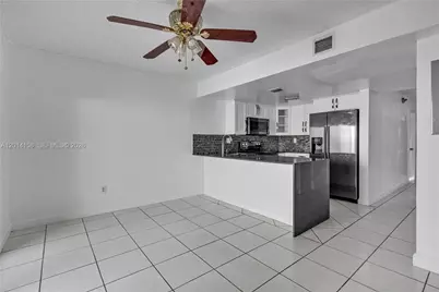 5375 W 23rd Ct #14-10, Hialeah, FL 33016 - Photo 2