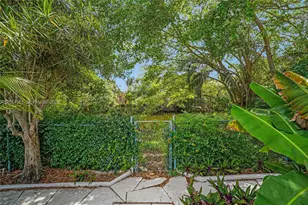 1332 Waterway Cove Dr, Wellington, FL 33414 - Photo 24