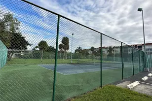 2001 Atlantic Shores Blvd, Hallandale Beach, FL 33009 - Photo 10