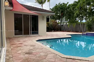 1210 S 13th Ave, Hollywood, FL 33019 - Photo 28