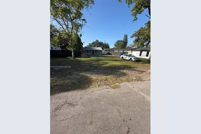 6123 Call St, Hollywood, FL 33024 - Photo 12