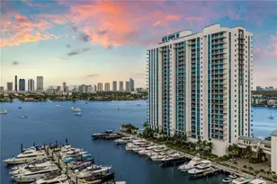 17111 Biscayne Blvd, North Miami Beach, FL 33160 - Photo 28