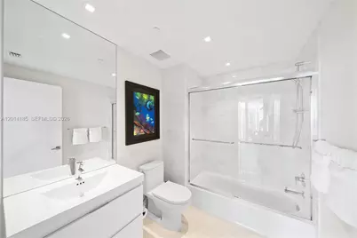 17111 Biscayne Blvd #2107, North Miami Beach, FL 33160 - Photo 22