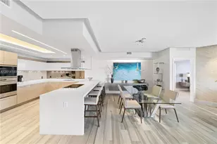 17111 Biscayne Blvd, North Miami Beach, FL 33160 - Photo 8