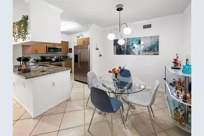 6533 Emerald Dunes Dr #208, West Palm Beach, FL 33411 - Photo 8