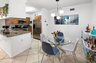 6533 Emerald Dunes Dr, West Palm Beach, FL 33411 - Photo 8