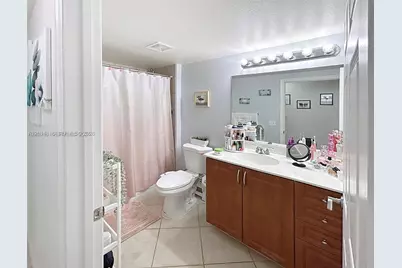 6533 Emerald Dunes Dr #208, West Palm Beach, FL 33411 - Photo 12