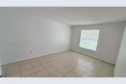 415 Executive Center Dr #203, West Palm Beach, FL 33401 - Photo 10