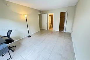 415 Executive Center Dr, West Palm Beach, FL 33401 - Photo 18