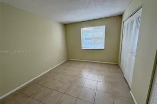 415 Executive Center Dr, West Palm Beach, FL 33401 - Photo 12