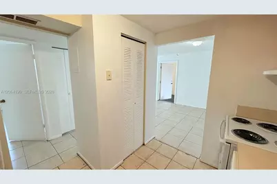 415 Executive Center Dr #203, West Palm Beach, FL 33401 - Photo 6