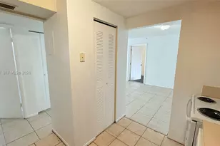 415 Executive Center Dr, West Palm Beach, FL 33401 - Photo 6