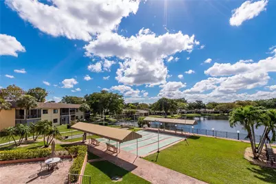 100 Berkley Rd #106, Hollywood, FL 33024 - Photo 32
