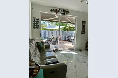 3818 SW 171st Ter, Miramar, FL 33027 - Photo 8