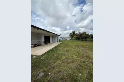 1410 NW 199th St, Miami Gardens, FL 33169 - Photo 14