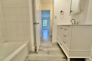 8335 SW 72nd Ave, Miami, FL 33143 - Photo 16